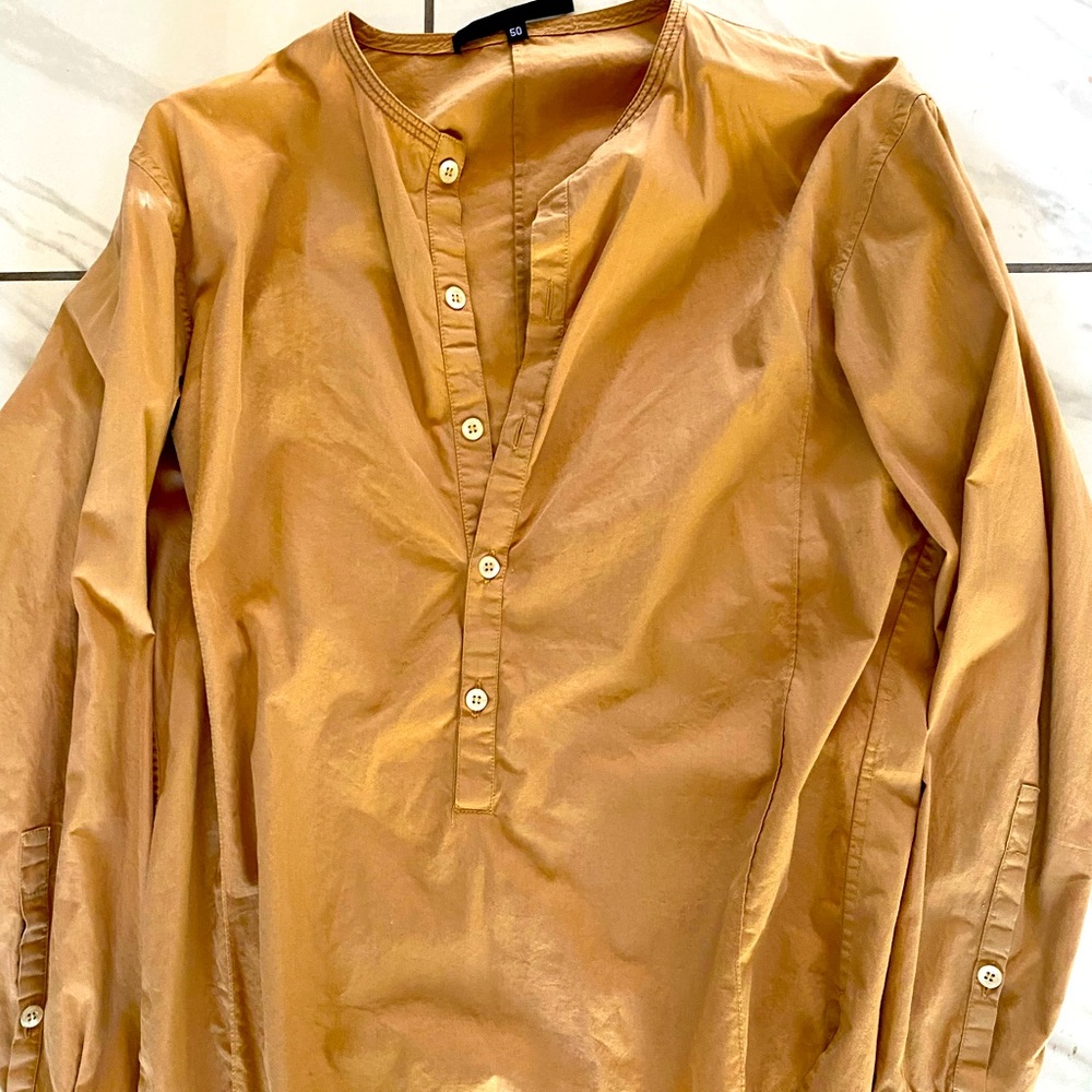 Size 50 button down shirt